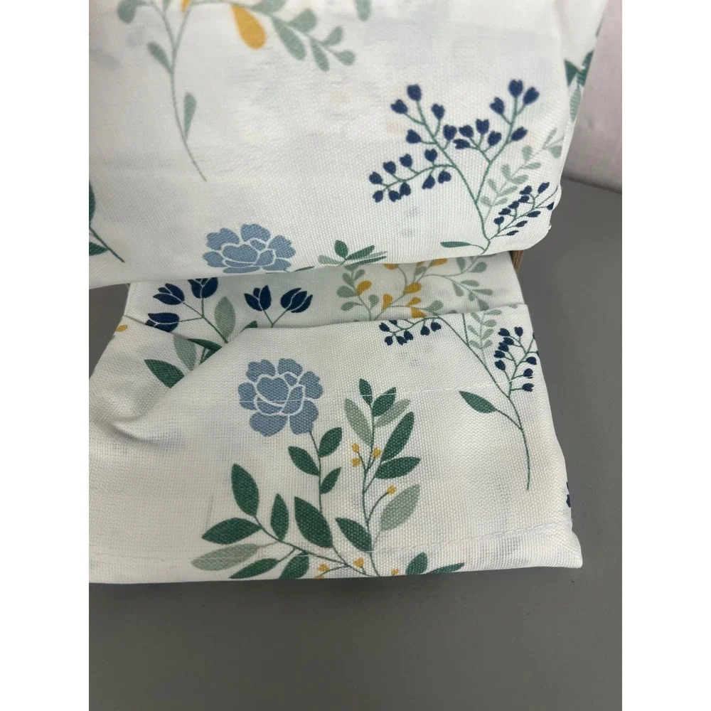Mainstays Multi Floral 3pc Small Window Curtain Set with 2 Adjustable Rods White